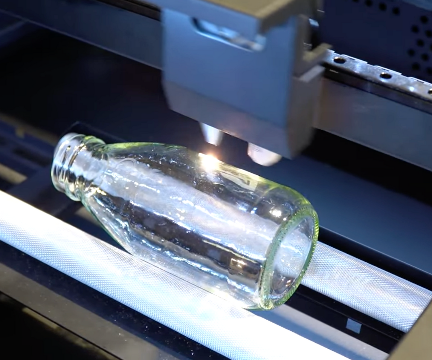 HEXA 滾軸型旋轉軸套件